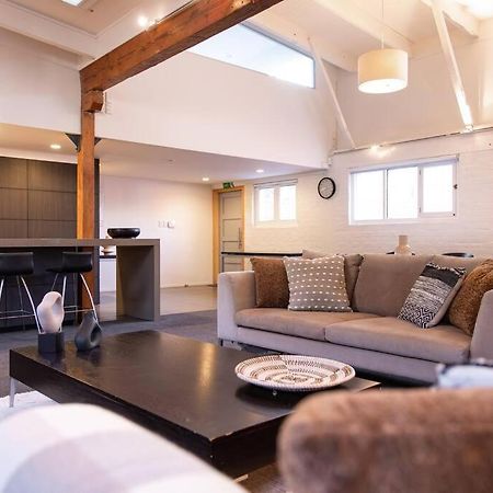 True New York Style Newmarket Loft Apartment 奥克兰 外观 照片